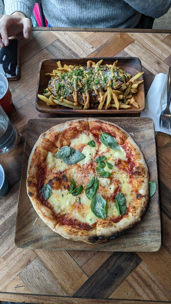 Base Woodfired Pizza - Little High-10