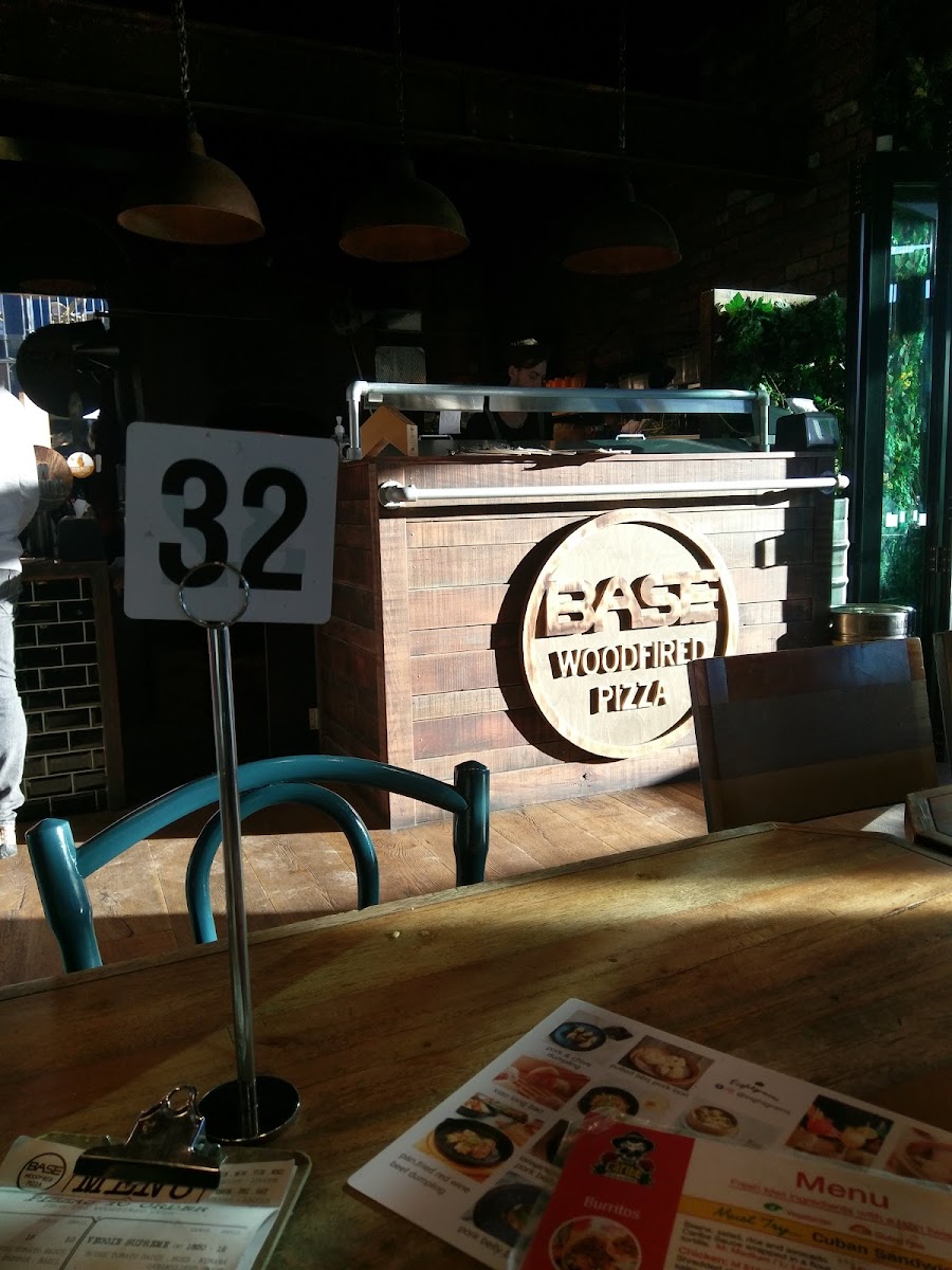 Menu Base Woodfired Pizza - Little High-6