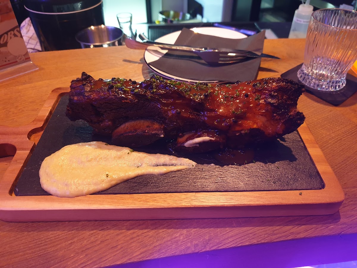 Basecamp Gerlos · Restaurant · Pizzeria · Bar-6