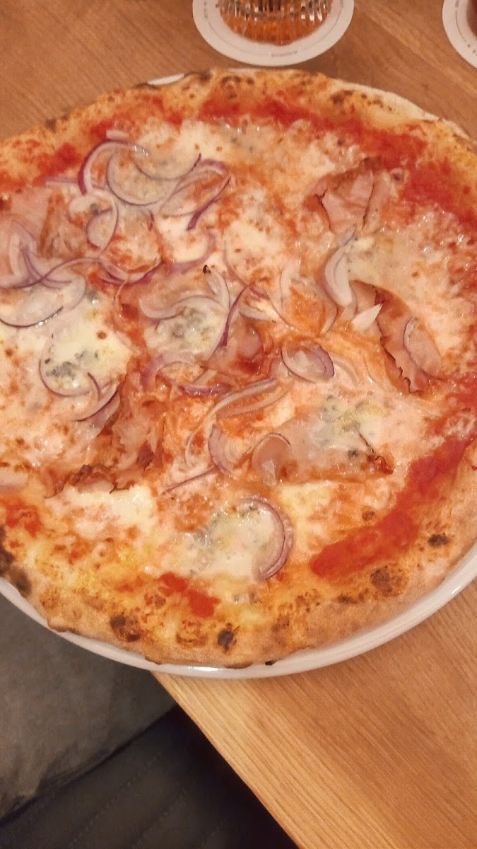 Basecamp Gerlos · Restaurant · Pizzeria · Bar-7