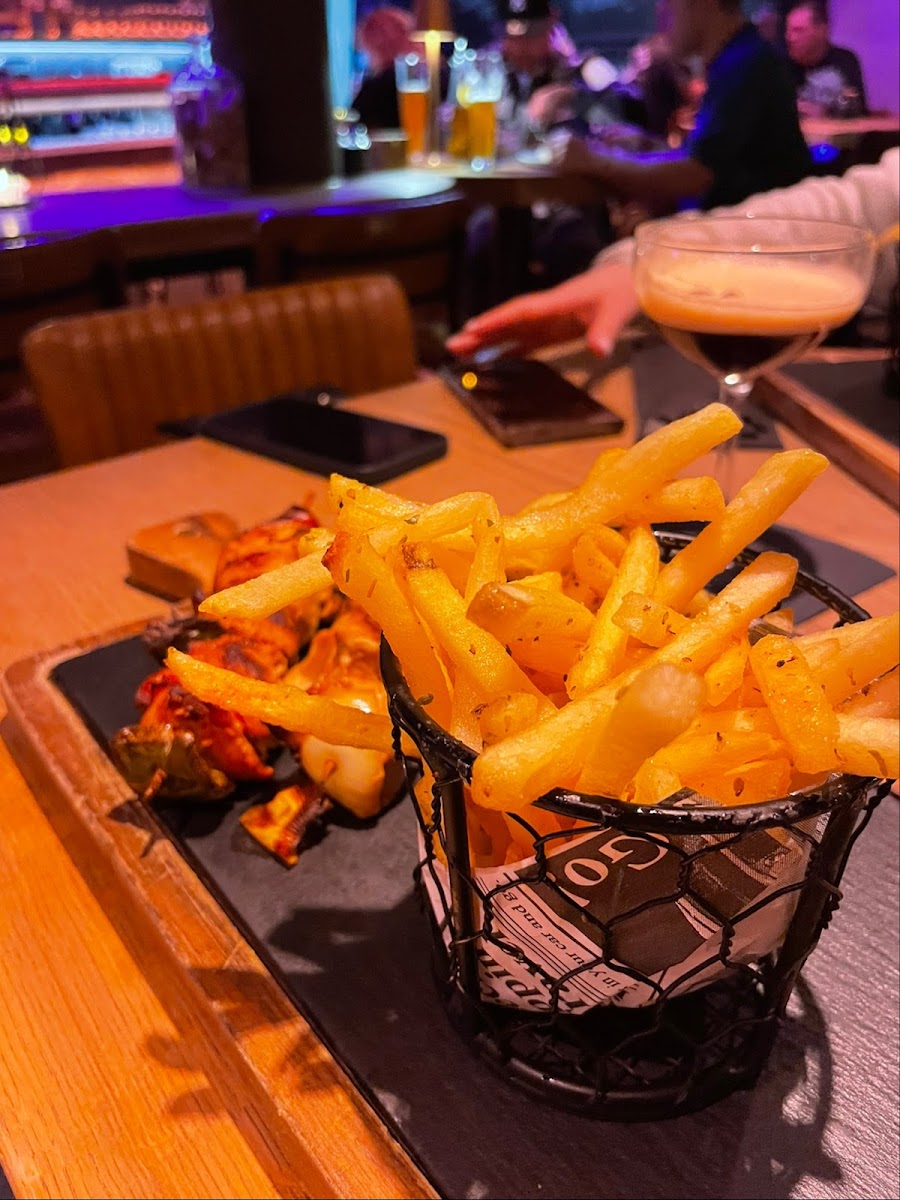 Basecamp Gerlos · Restaurant · Pizzeria · Bar-9