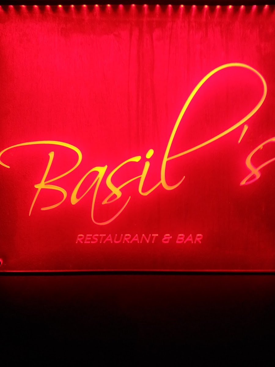 Basil's Restaurant & Bar-4