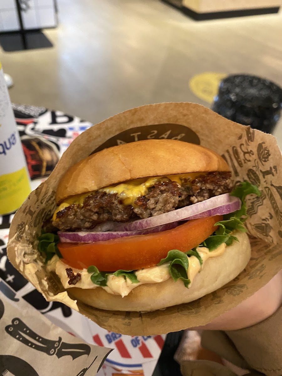 Bastard Burgers-10