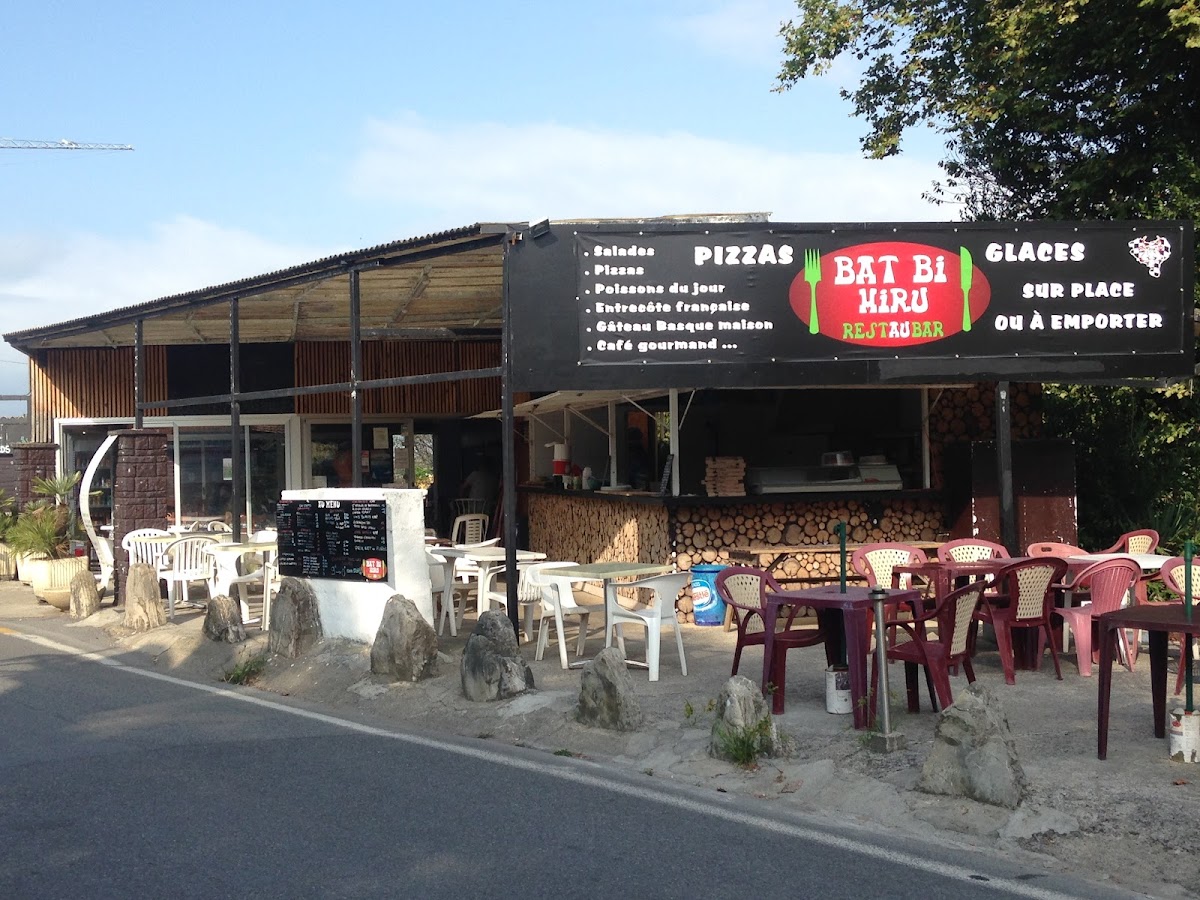 Bat Bi Hiru Restaubar