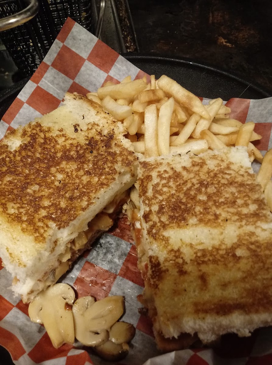 Bay Shore Bar And Grill-2