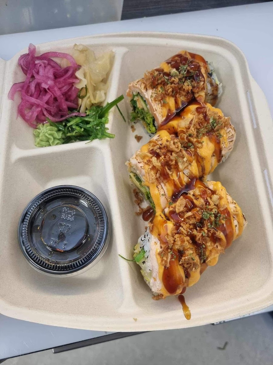 Bayar Sushi & Thai-2