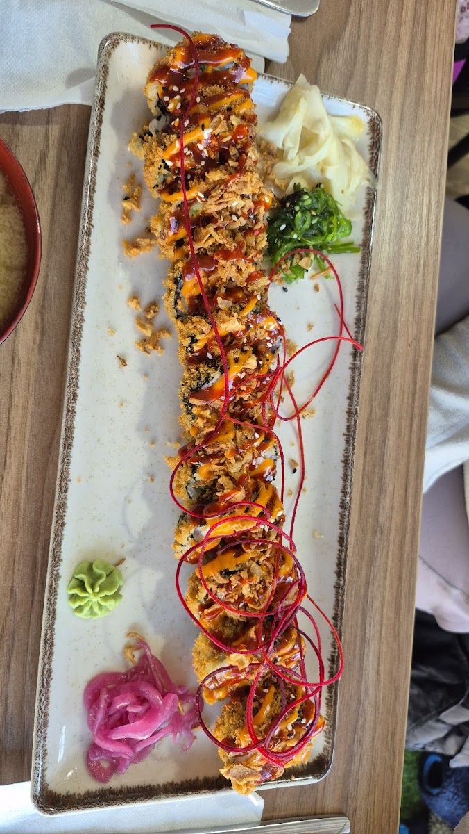 Bayar Sushi & Thai-3