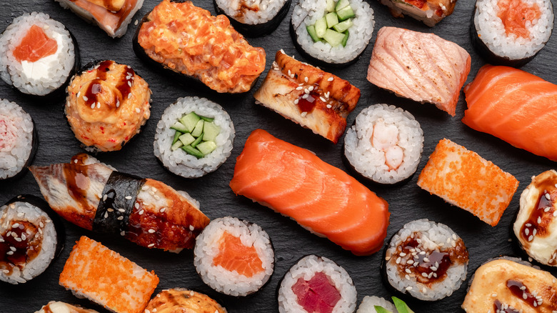Bayar Sushi & Thai-5