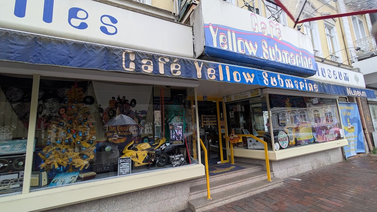 Beatles Museum & Yellow Submarine Café