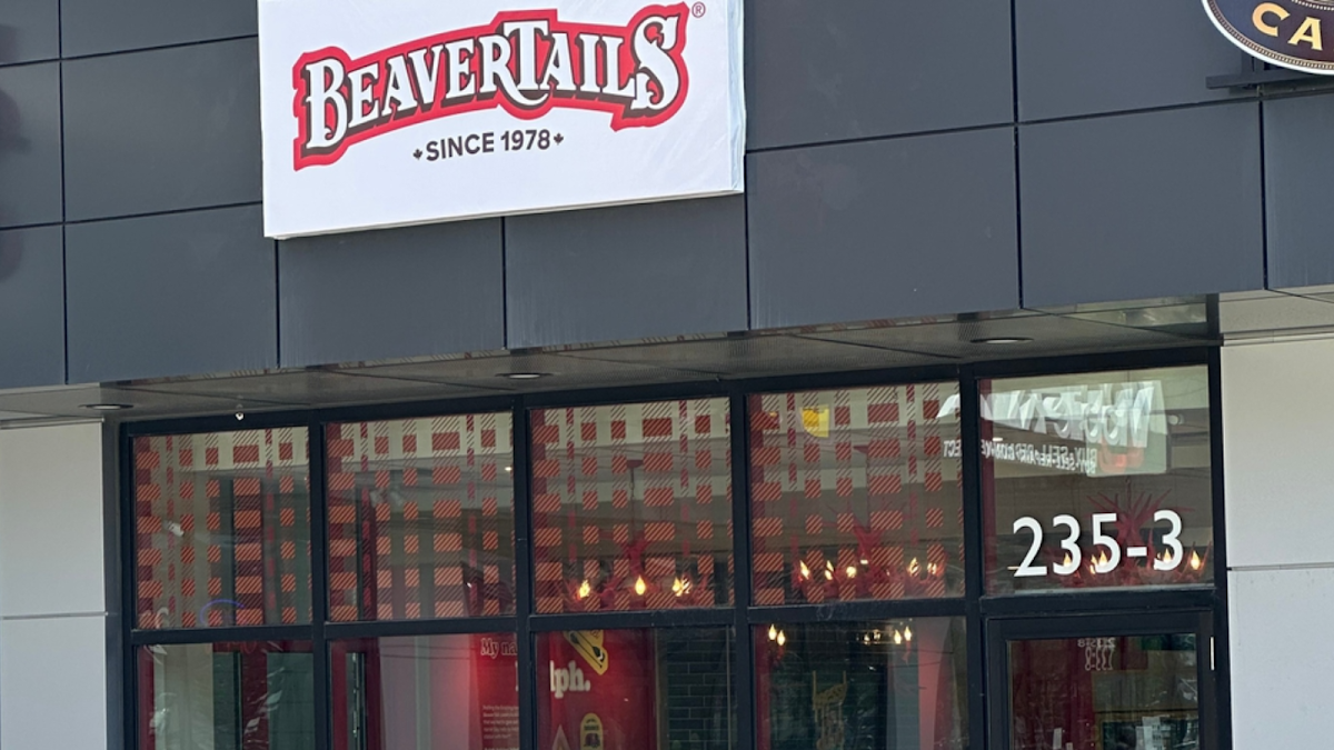 Beavertails - Queues De Castor (Waterloo Boardwalk)