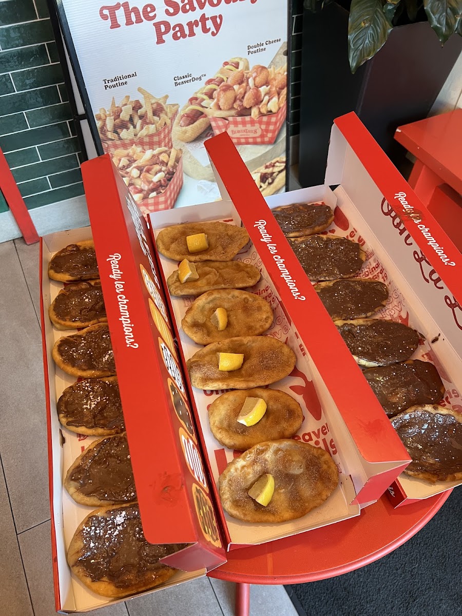 Beavertails - Queues De Castor (Waterloo Boardwalk)-2