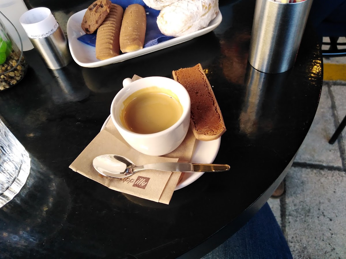 Becinto Cafe-4