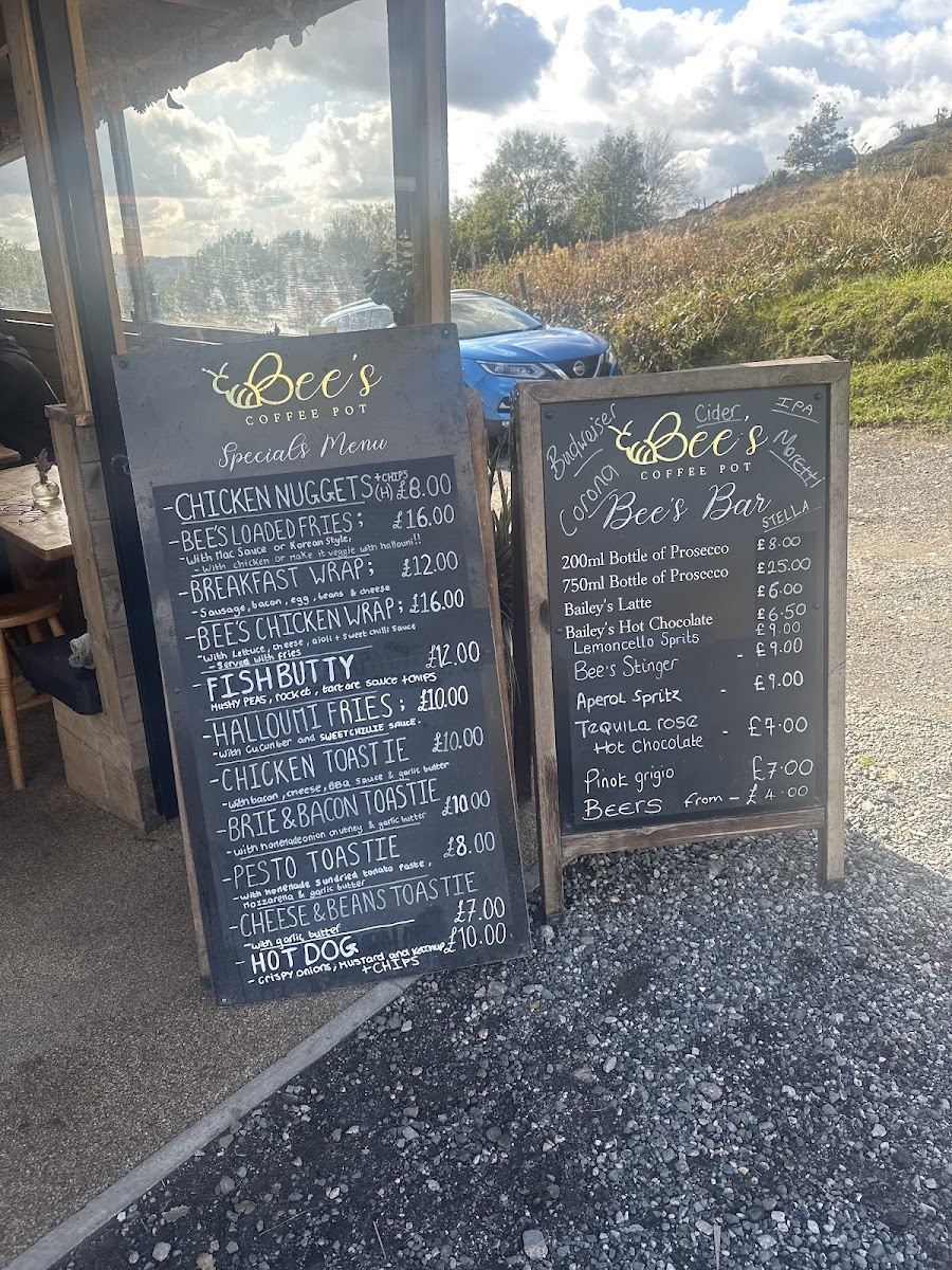 Menu Bee's Coffee Pot-1