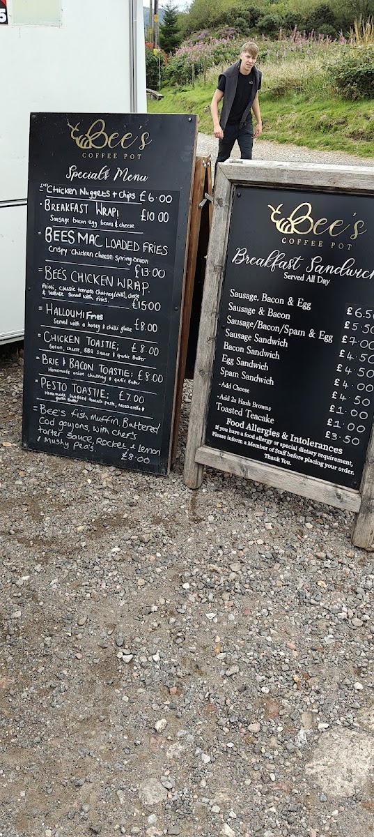 Menu Bee's Coffee Pot-10