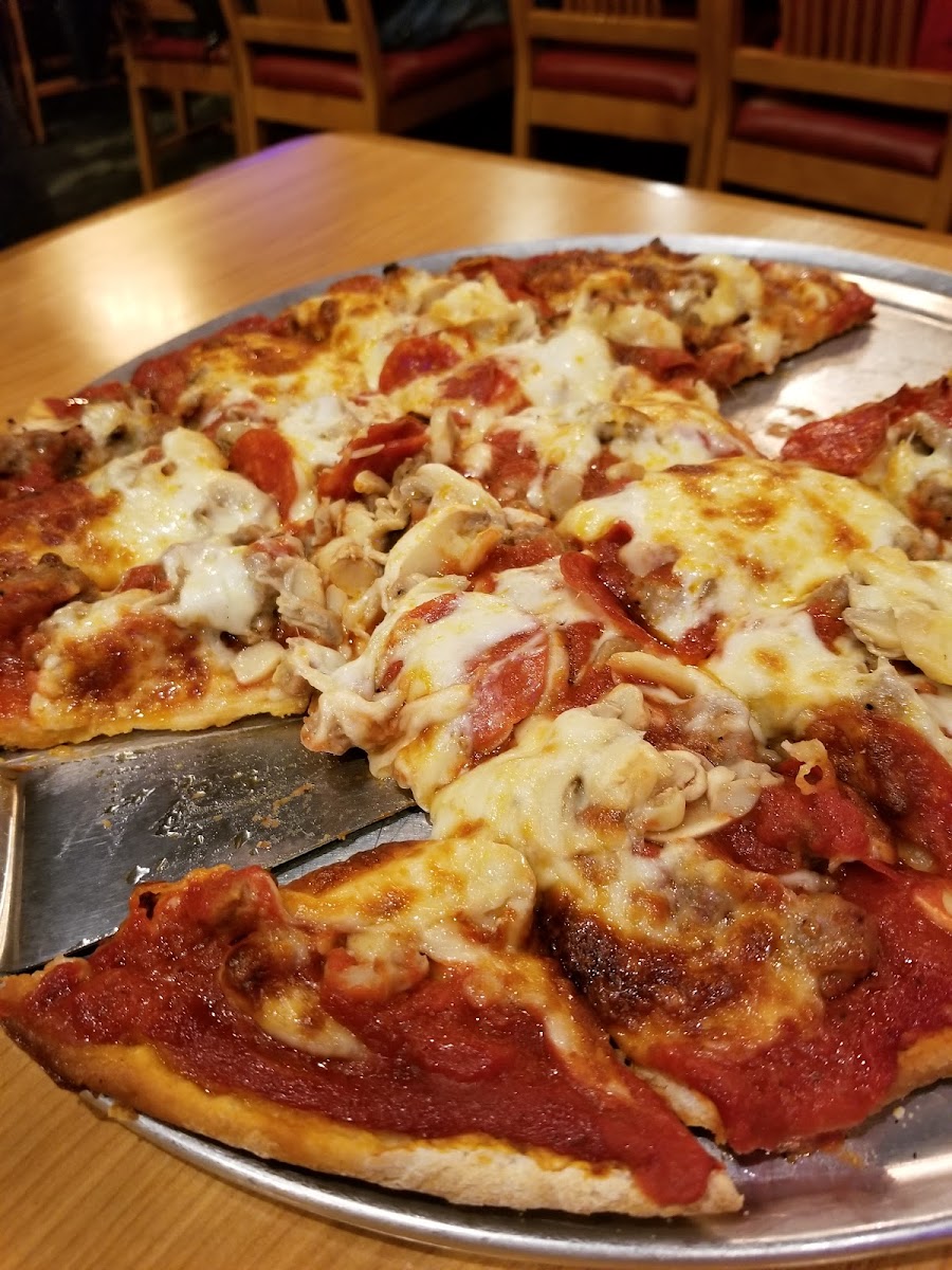 Beggars Pizza - Bolingbrook-9