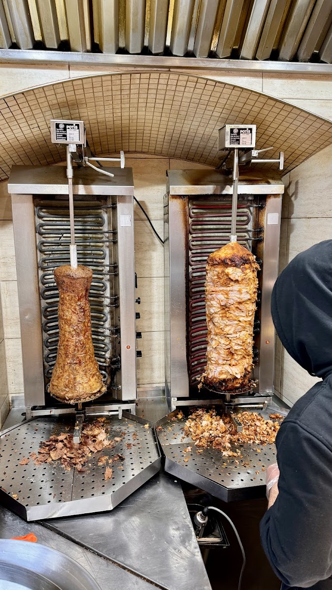 Beirut Shawarma Kebab & Falafel Krakow-10