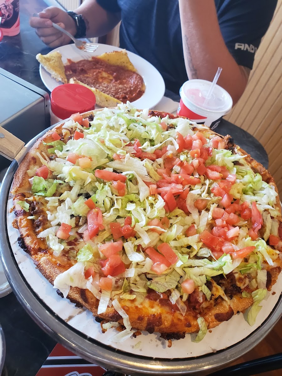 Bellacino's Pizza & Grinders-8