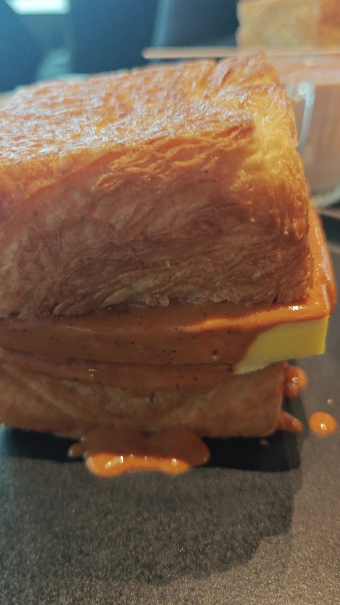 Belle Vie Cafe & Eatery- Mississauga-10
