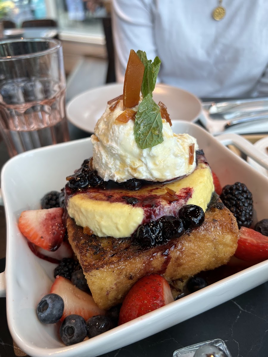 Belle Vie Cafe & Eatery- Mississauga-7