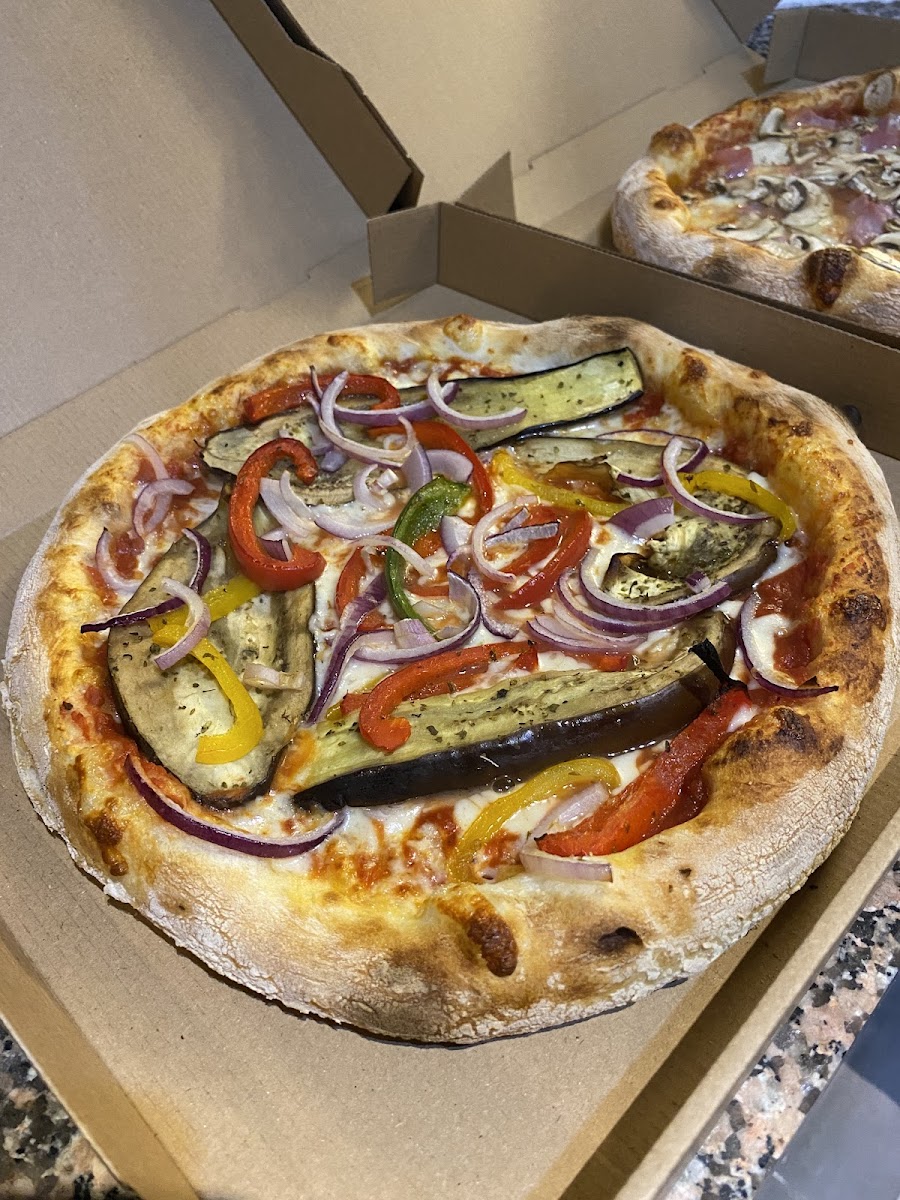Bellissima Pizza-2