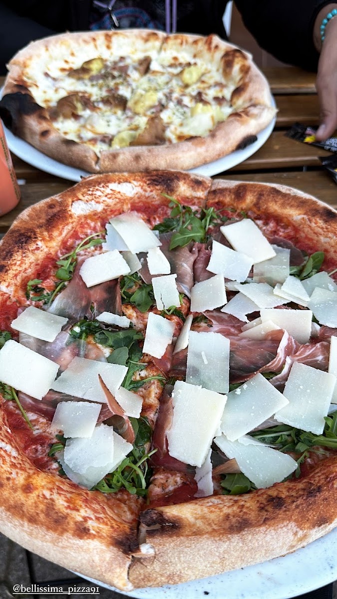 Bellissima Pizza-5