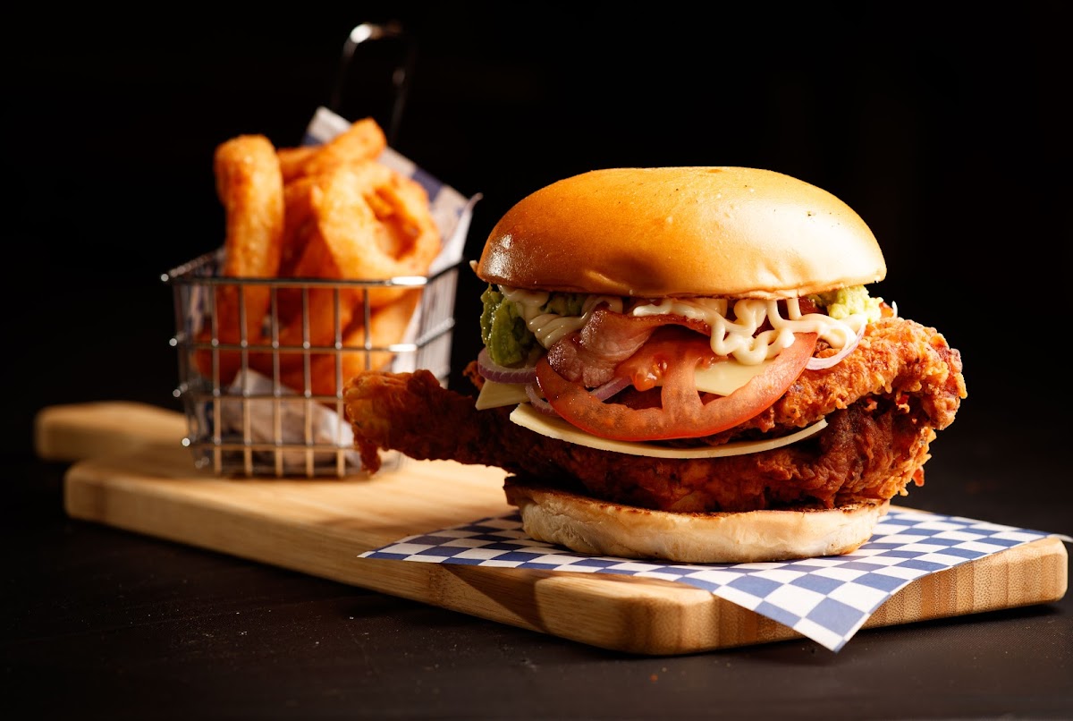 Benny's American Burgers - Morphett Vale-6