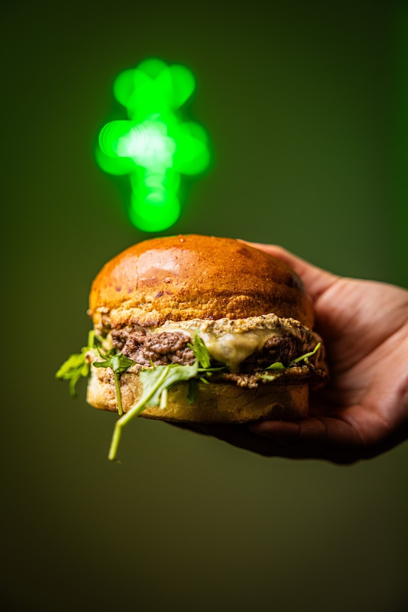 Ben's Burger-3
