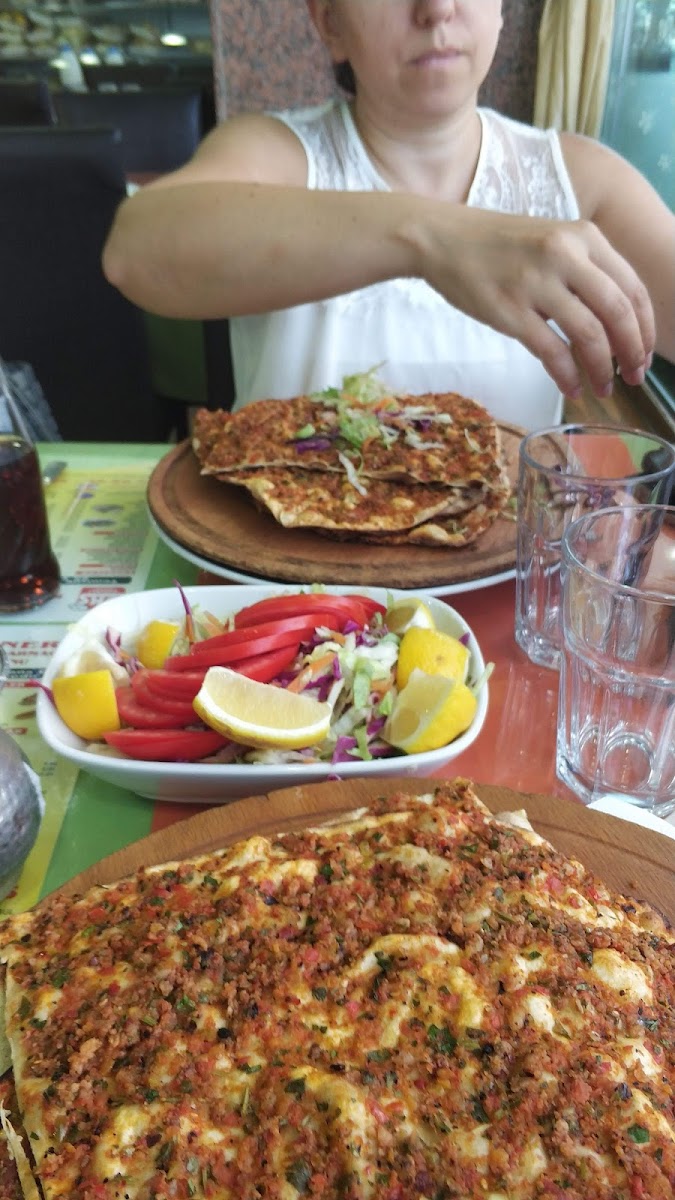 Bereket Kebap Lahmacun-5