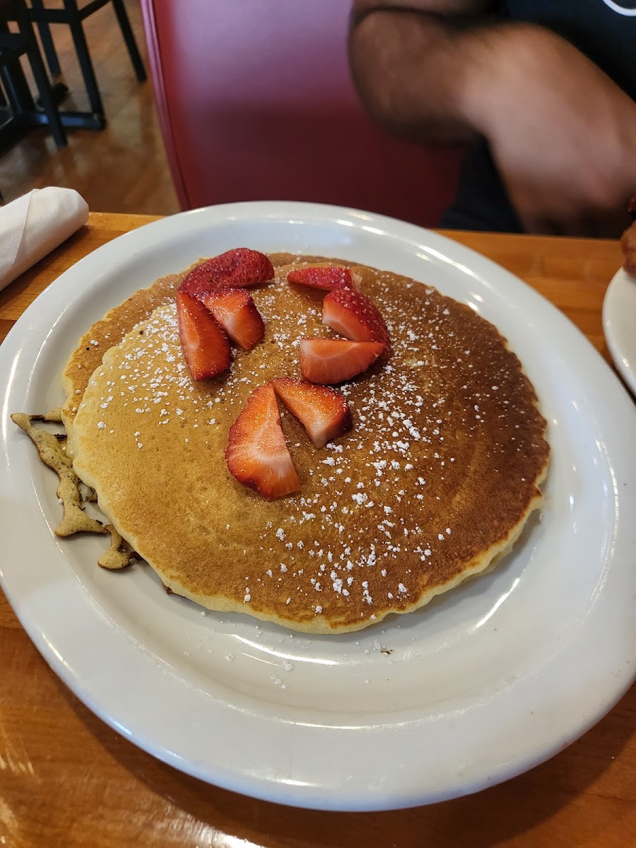Bernie's City Diner-10