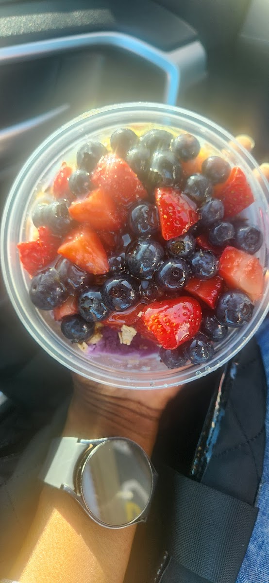 Berry Berry Best Acai Bowls-10
