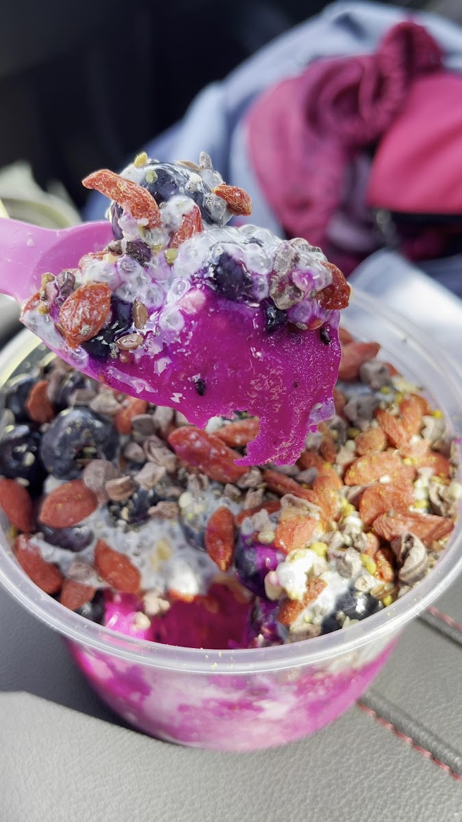 Berry Berry Best Acai Bowls-2