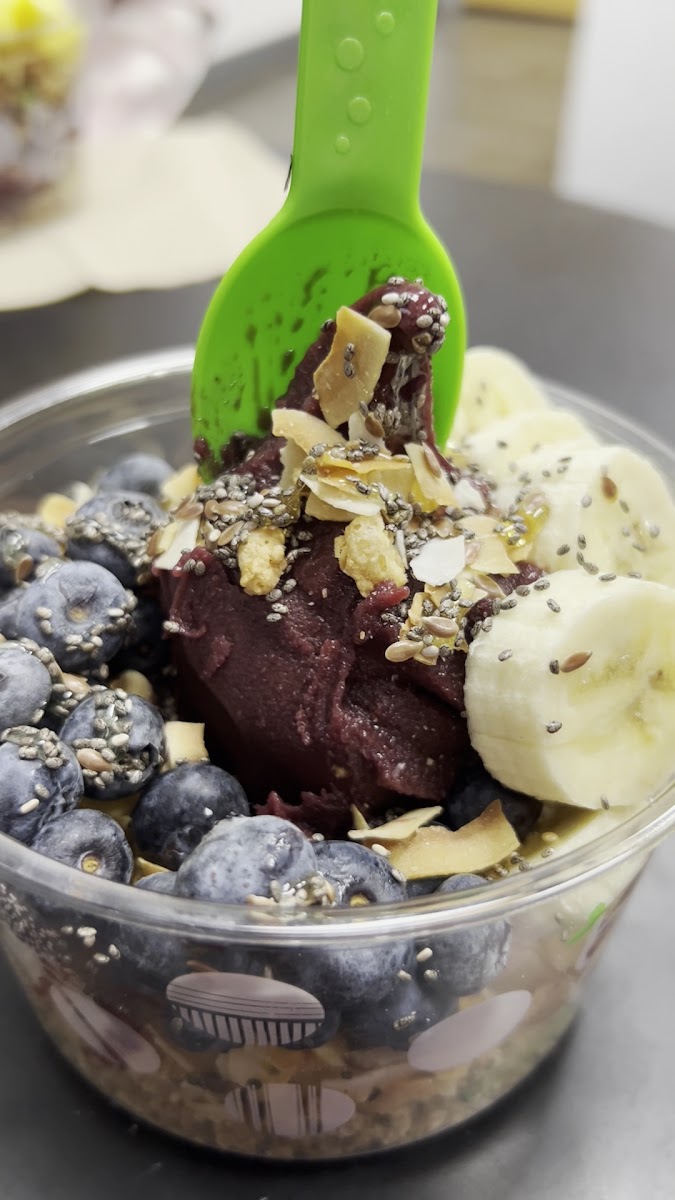 Berry Divine Acai Bowls-2