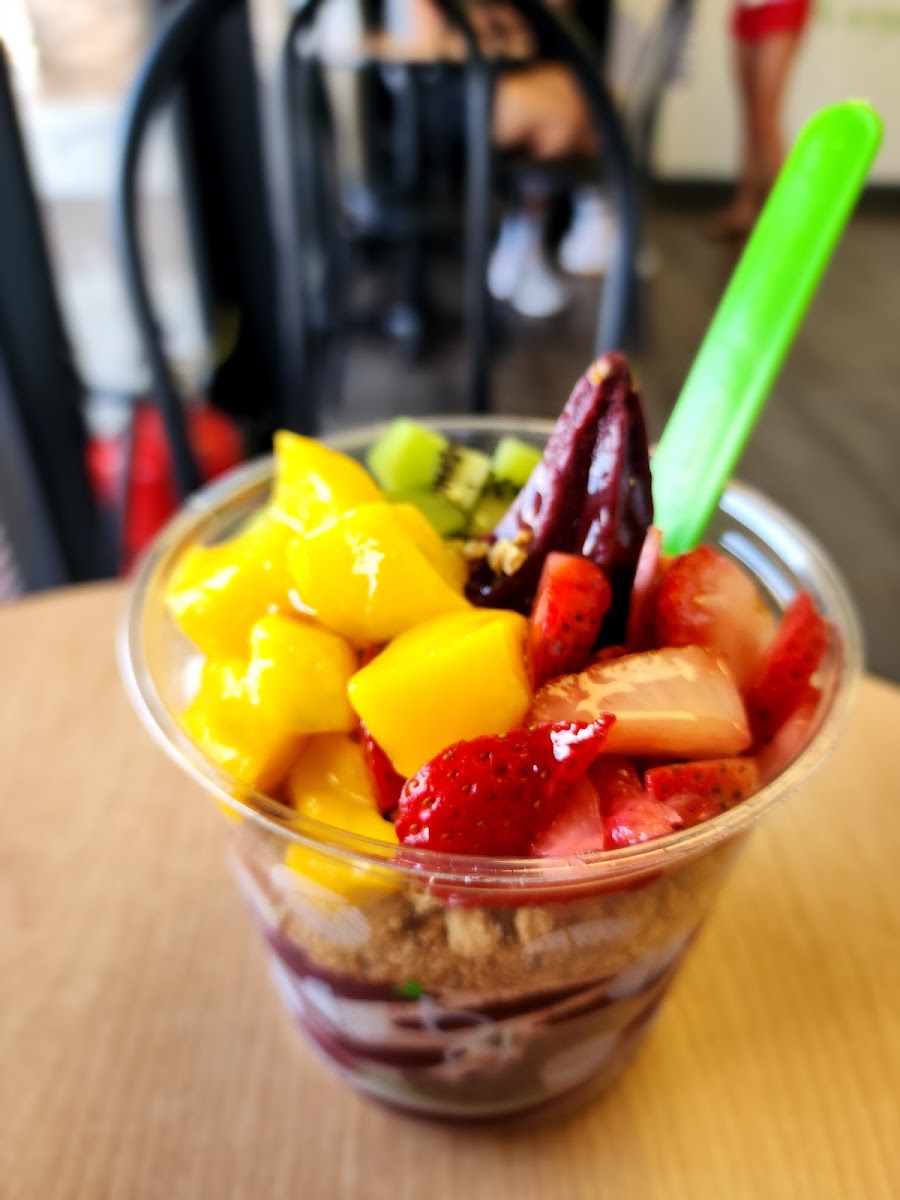 Berry Divine Acai Bowls-5