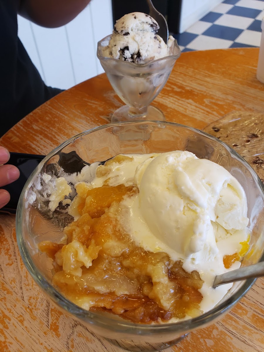 Beth Marie's Old Fashioned Ice Cream-6
