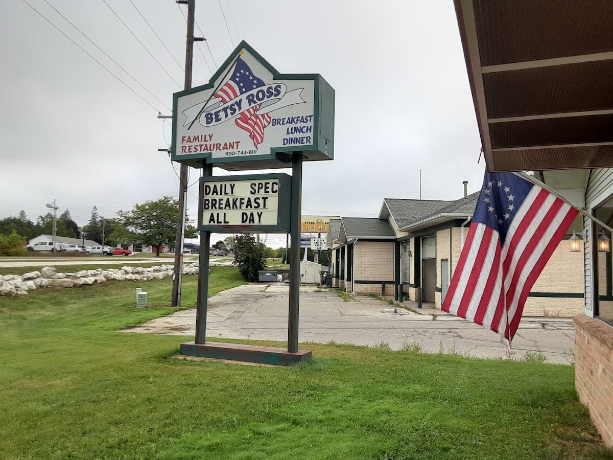 Betsy Ross Family Restaurant-3