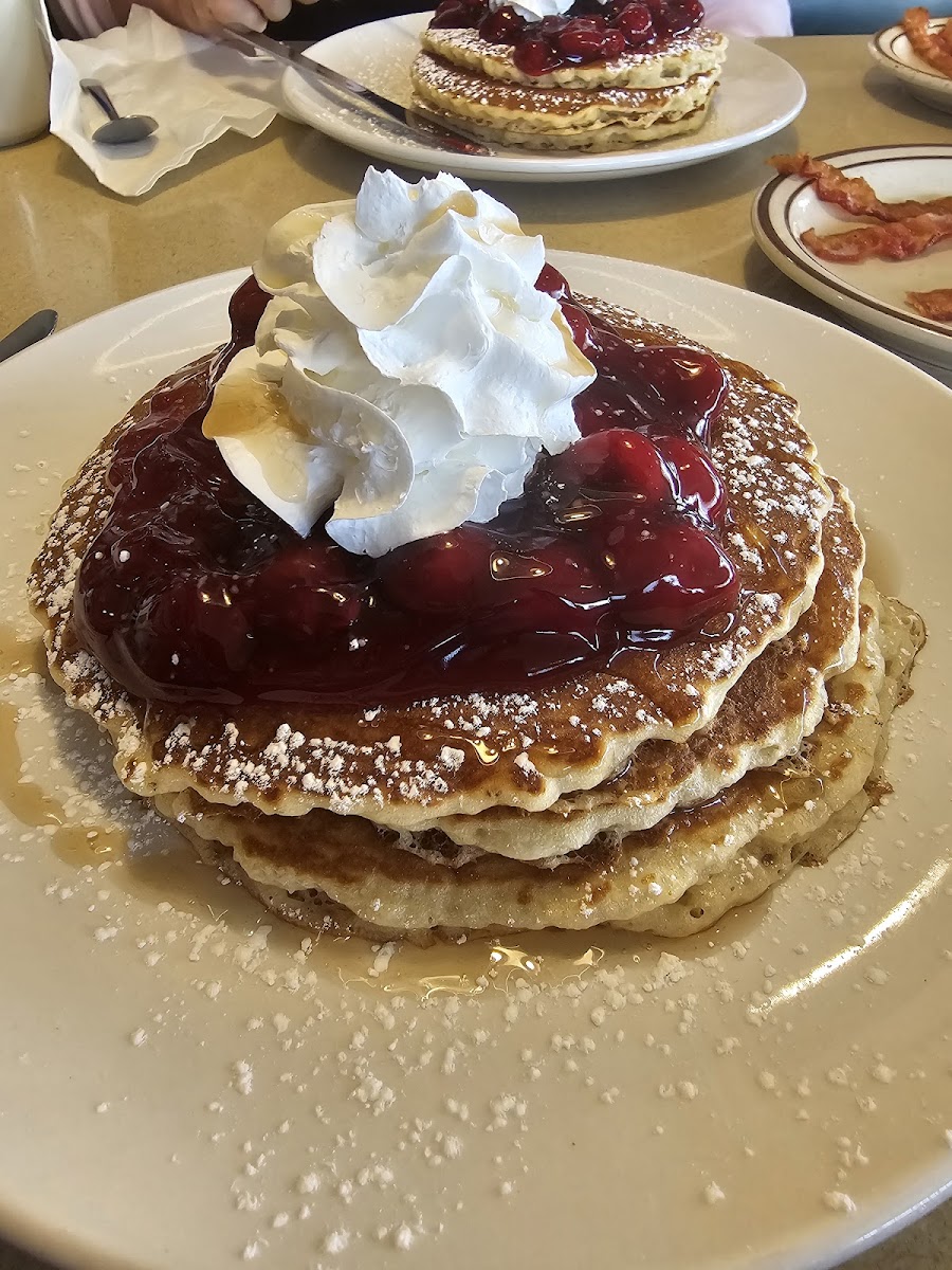 Betsy Ross Family Restaurant-5