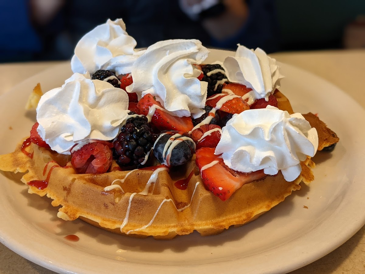 Betsy Ross Family Restaurant-6