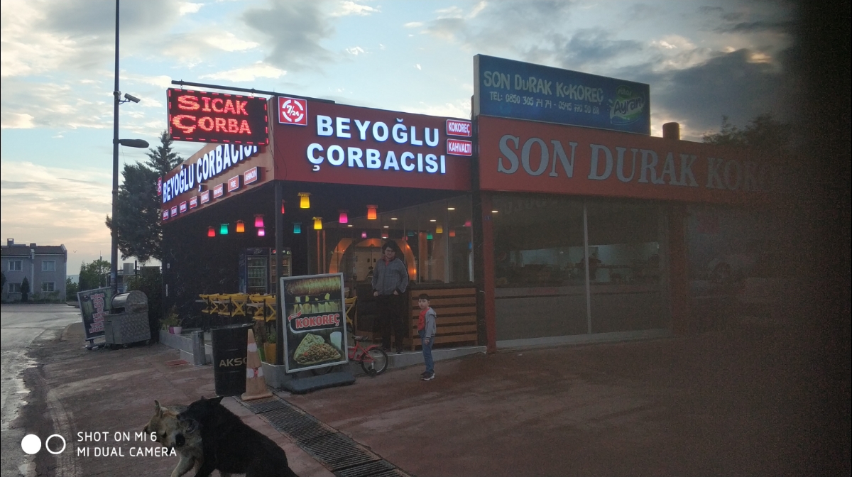 Beyoğlu Kokoreç Ve Beyoğlu Çorbacısı
