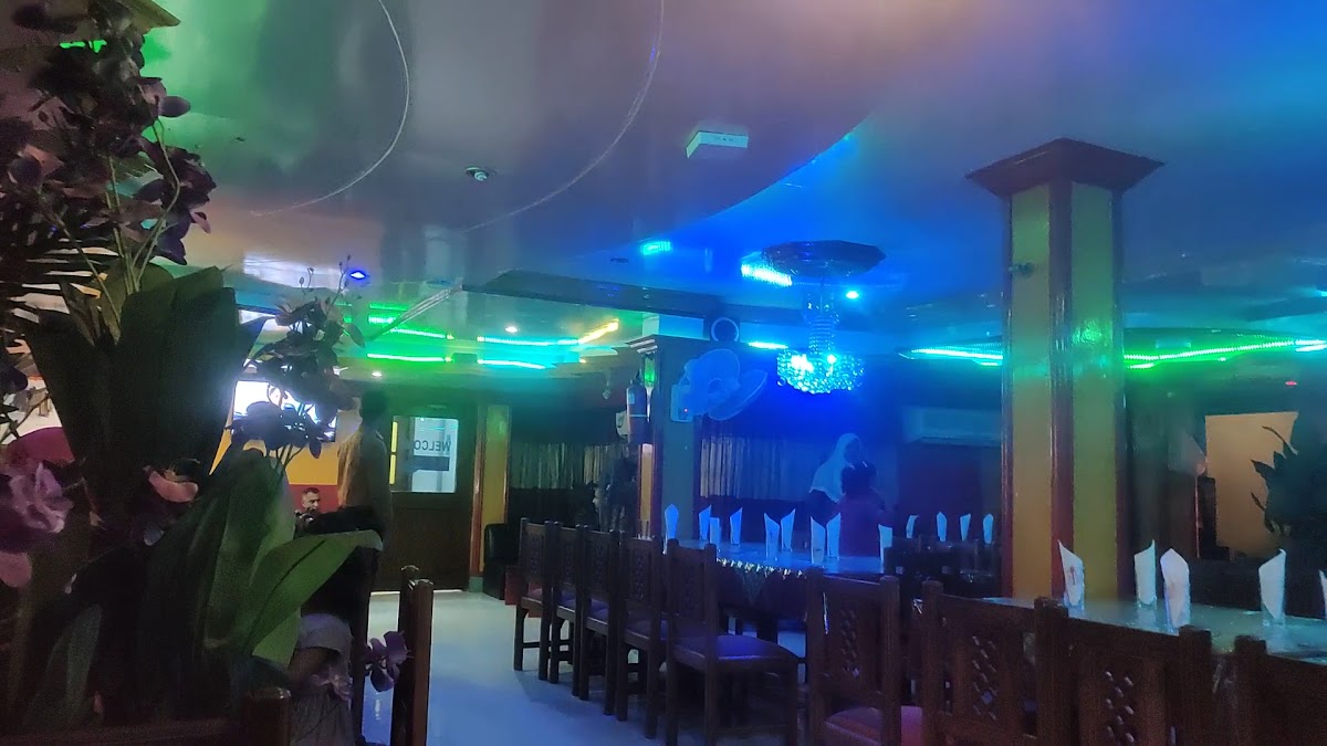 Bfg Restaurant-2