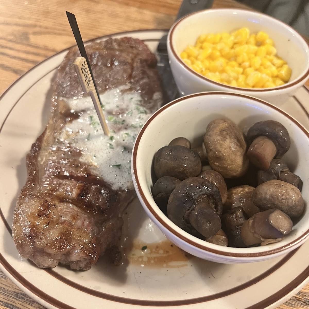 Big E Steakhouse & Saloon-5