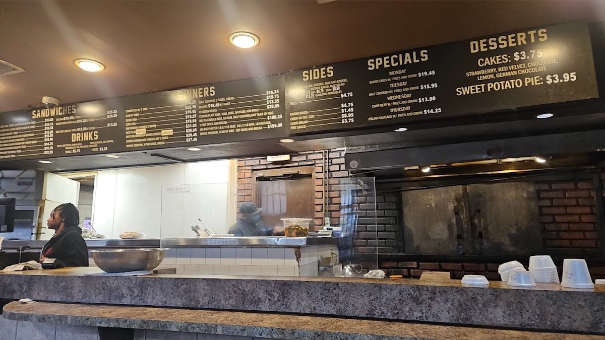 Big T's Bar-B-Q-3