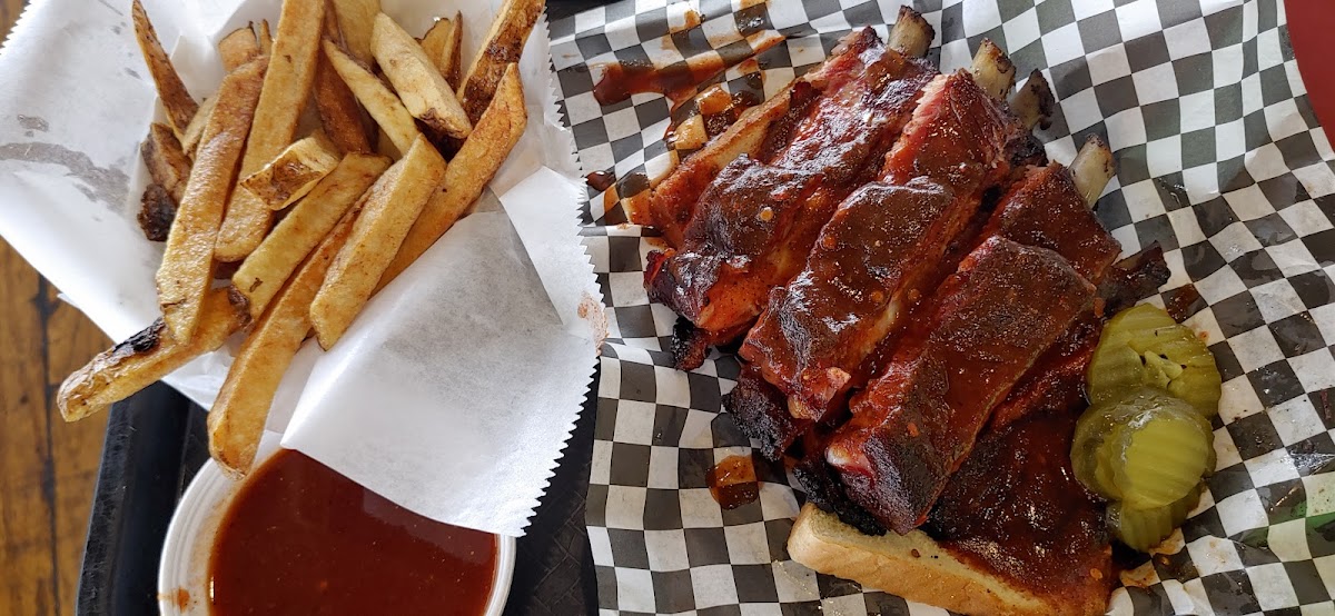 Big T's Bar-B-Q-8