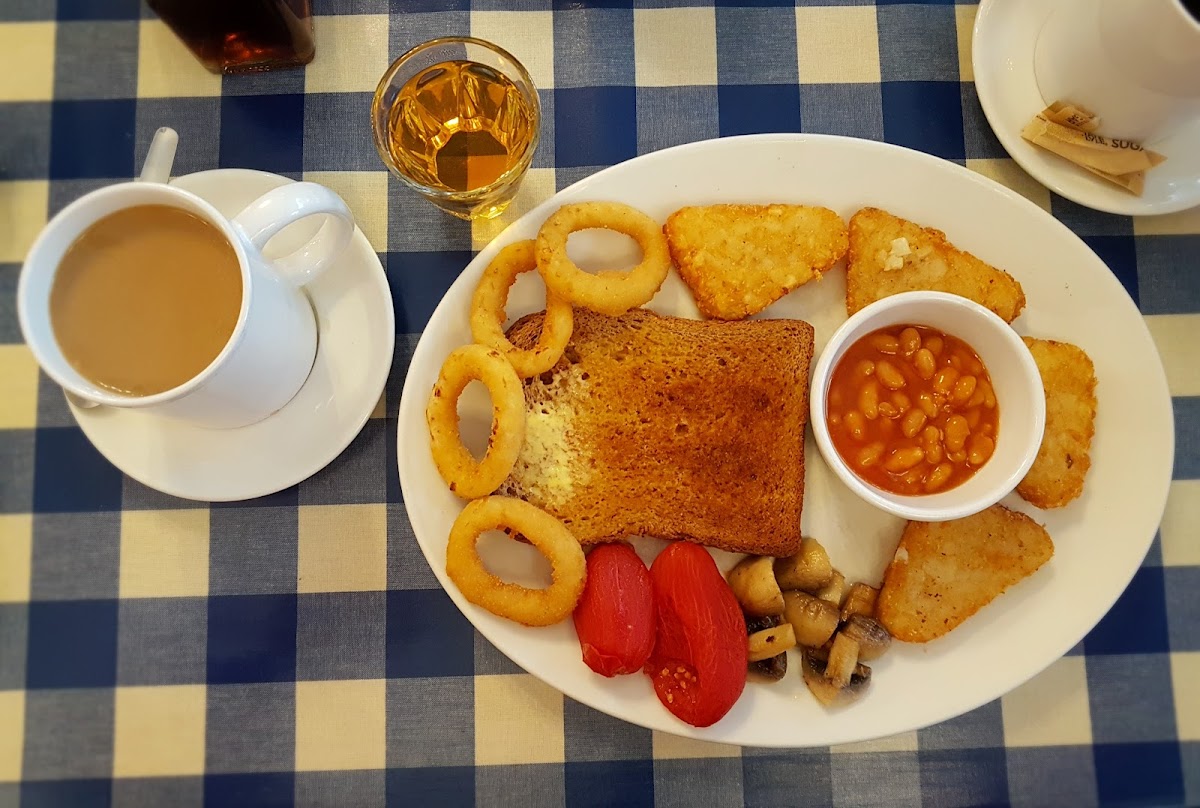 Binnies Cafe-7