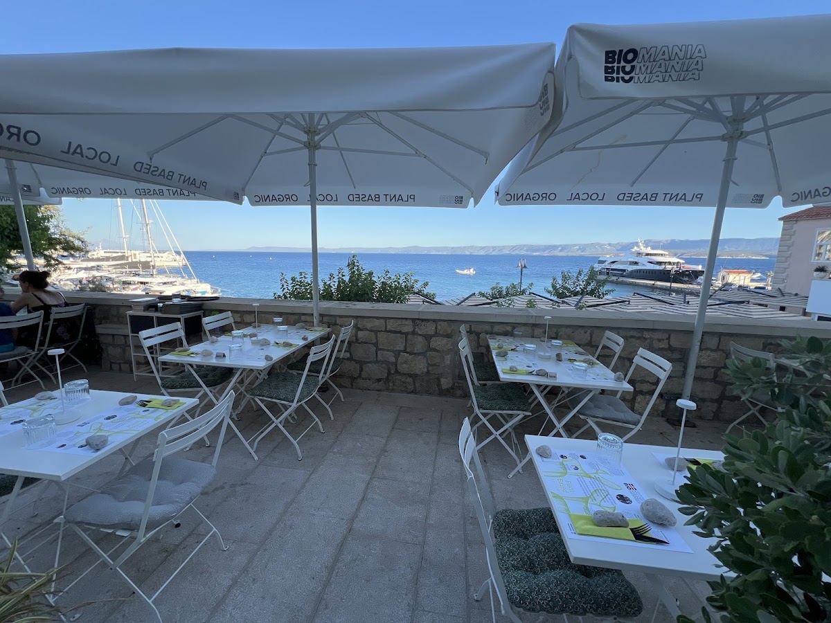 Biomania Bistro Bol