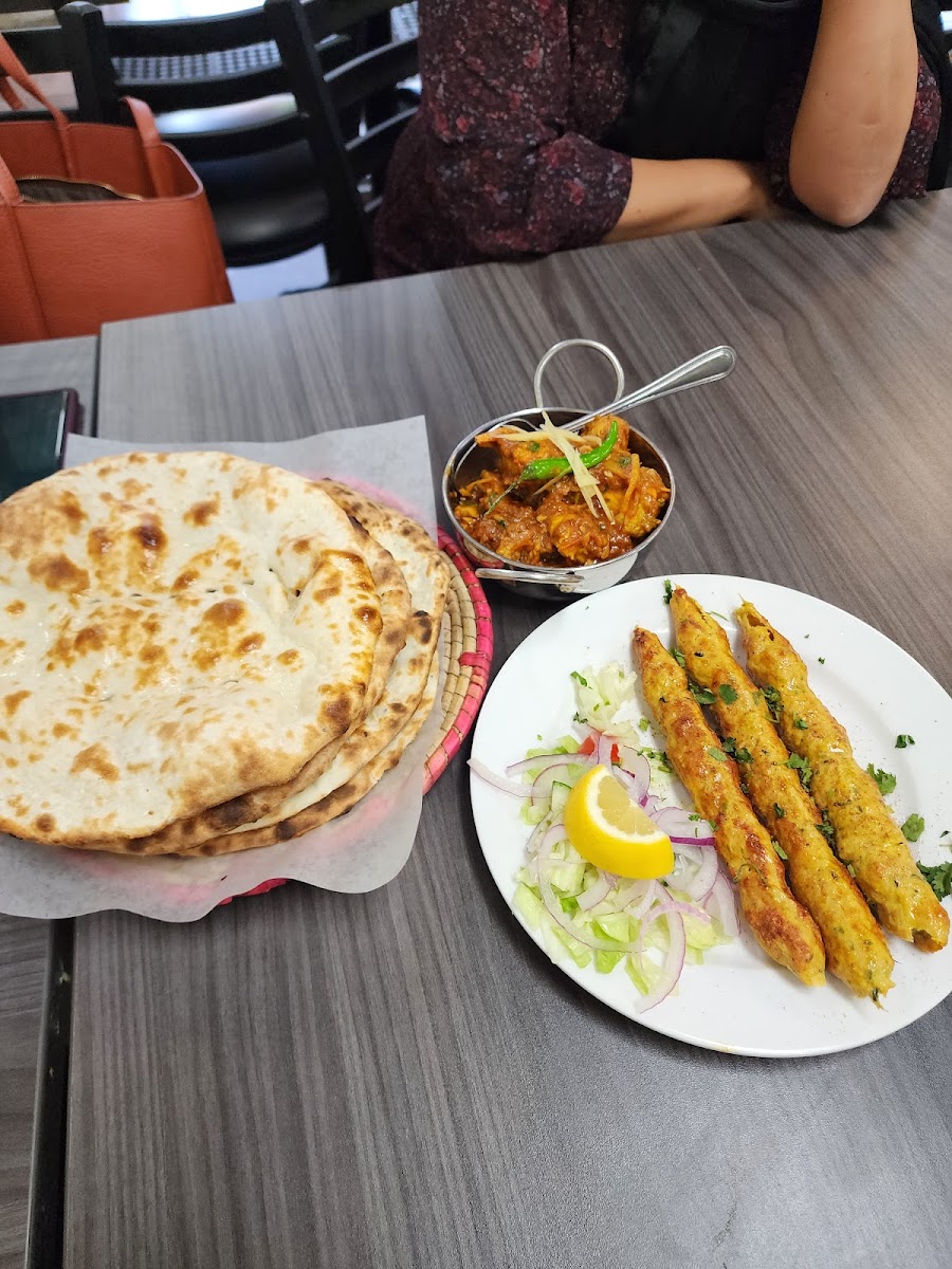 Bismillah Halal Restaurant-7