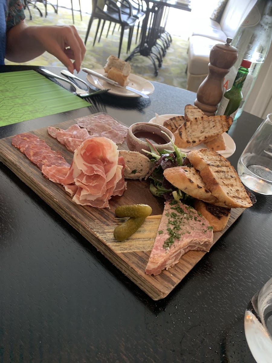 Bistro Guillaume-10