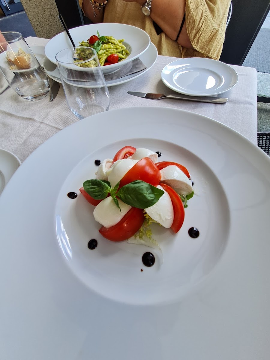 Bistro-10