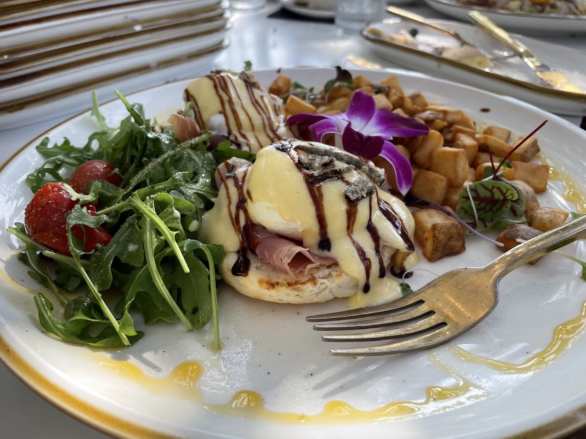 Bistrology Breakfast Brunch & Dinner-3