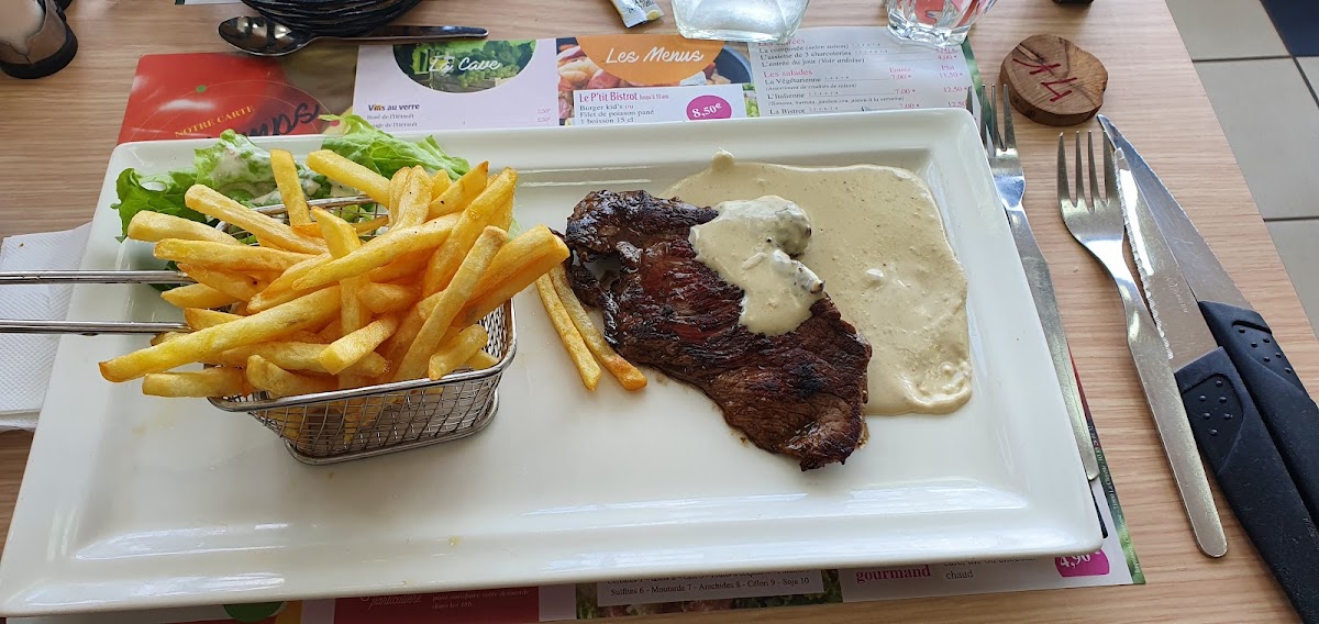 Bistrot Du Marché Chauffailles-8
