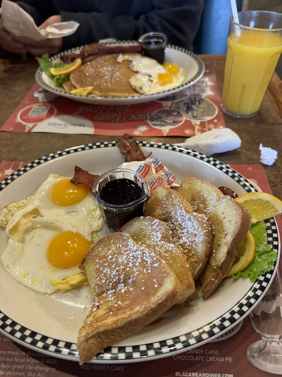 Black Bear Diner Oakley-4